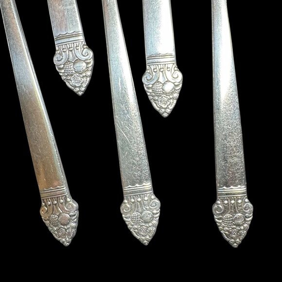 Oneida Silver-plated King Cedric Fruit pattern service for 4 and serving peace's - Picture 10 of 13